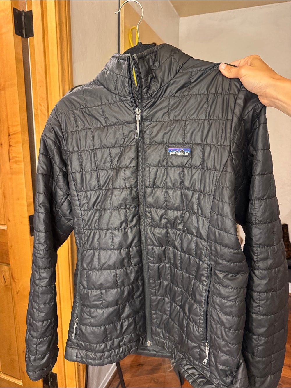 Patagonia Black Quilted Puffer Jacket with Zip Pockets